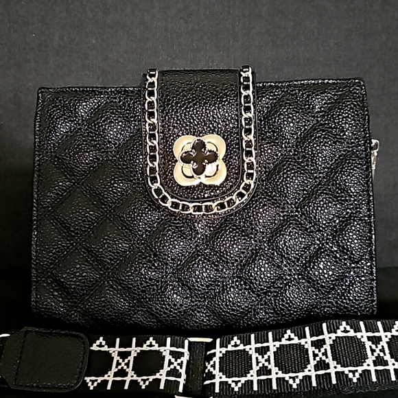 Black Quilted Purse - Picture 2 of 6